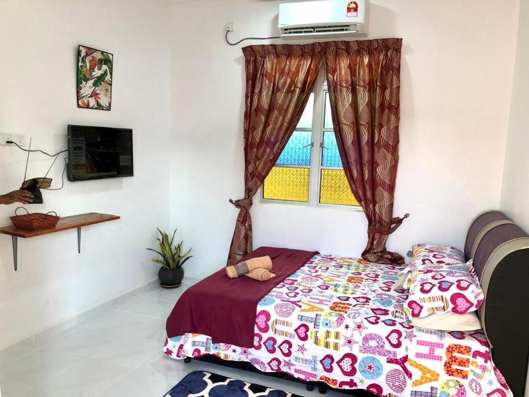 Kampong Pengkalan Maras Lakse Inn Homestay מראה חיצוני תמונה